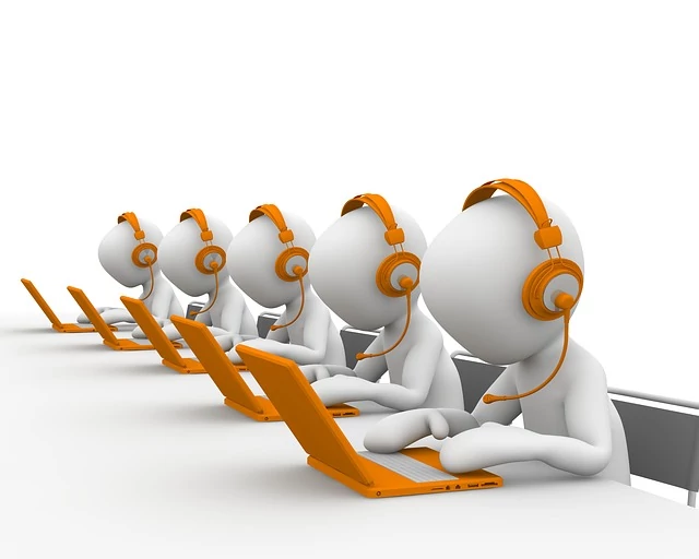 A URA não te deixa nos nervos? Então sinta horror com esta stock photo de call center. A URA não te deixa nos nervos? Então sinta horror com esta stock photo de call center.